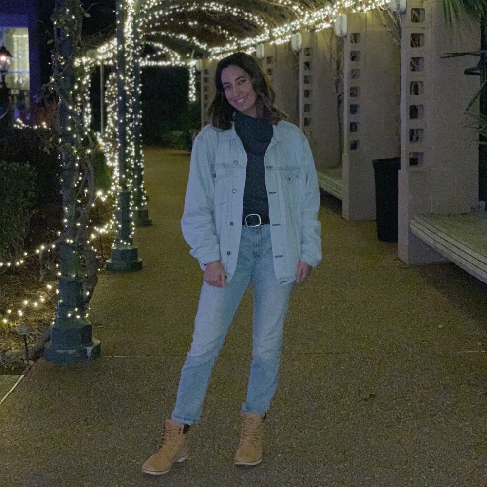 Meet your Posher, Isabel